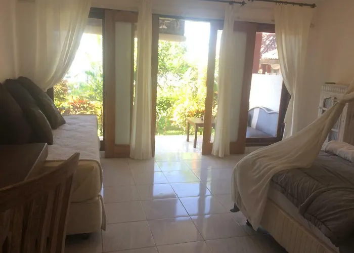 Gasthuis Bali Segara Lestari Oceanfront Tejakula